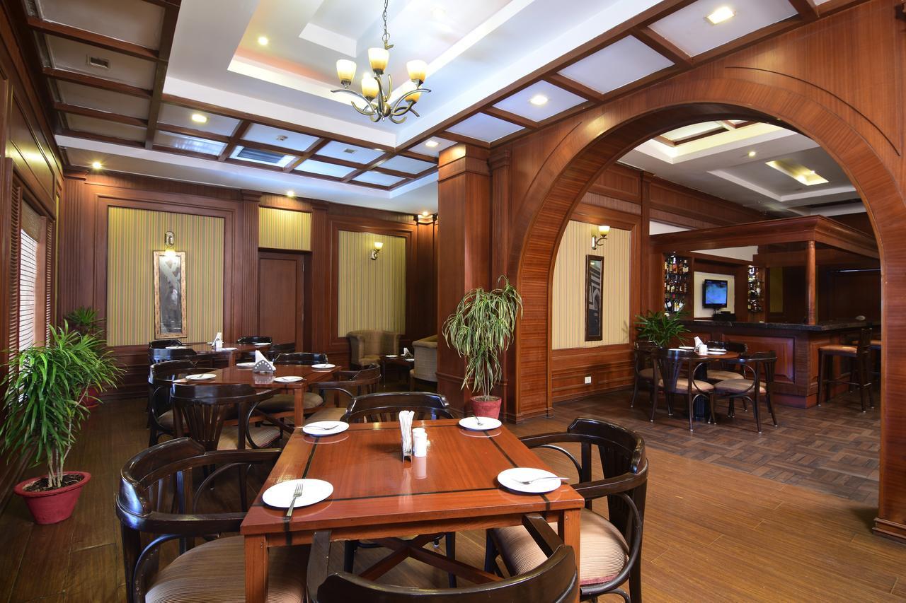 Chanakya Bnr Hotel Ranchi Exterior photo